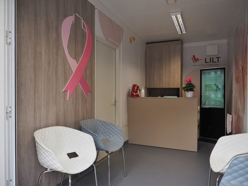 Nel “mese rosa” la prevenzione del tumore al seno torna in piazza a Gallarate Nel “mese rosa” la prevenzione del tumore al seno torna in piazza a Gallarate