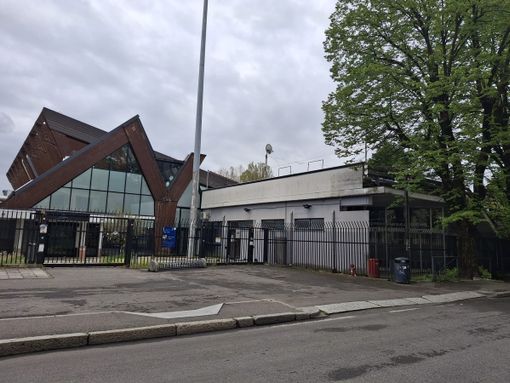 Diffida e richiesta di risarcimento per gli atleti senza piscina: «Interrotto un servizio pubblico» Diffida e richiesta di risarcimento per gli atleti senza piscina: «Interrotto un servizio pubblico»