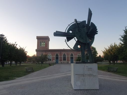 Le “macchie” al Museo del Tessile, l’assenza di un’area feste. Eventi a Busto, che fare?