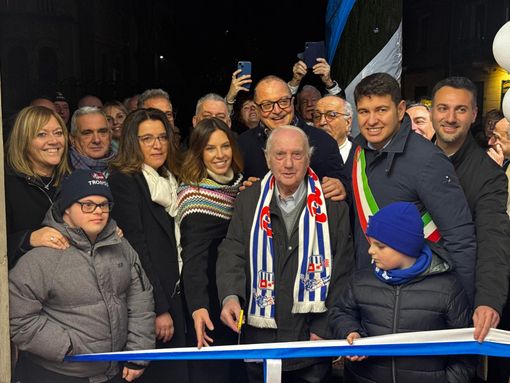 Nuova casa per il Pro Patria Club. Taglio del nastro denso di passione