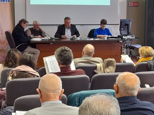 Assemblea annuale Avis Busto Arsizio – Valle Olona: 6.900 grazie Assemblea annuale Avis Busto Arsizio – Valle Olona: 6.900 grazie