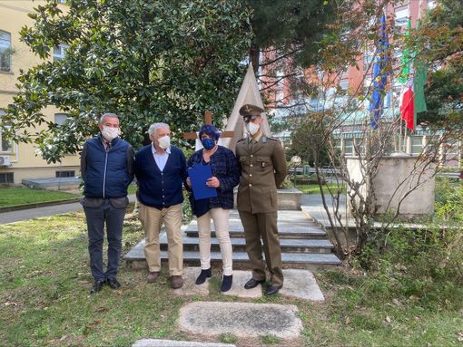 Commemorazione delle vittime Covid in ospedale a Busto. «Ci portiamo dietro il loro vissuto, non lo dimenticheremo mai» Commemorazione delle vittime Covid in ospedale a Busto. «Ci portiamo dietro il loro vissuto, non lo dimenticheremo mai»