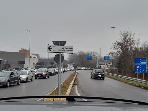 Gallarate: i &quot;tamponandi&quot; otturano viale Milano