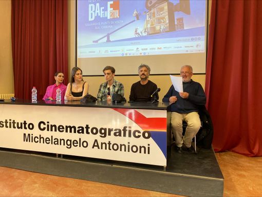 VIDEO. Il cast di Mare Fuori arriva a Busto. Con una conferma: «Ciro è morto» VIDEO. Il cast di Mare Fuori arriva a Busto. Con una conferma: «Ciro è morto»