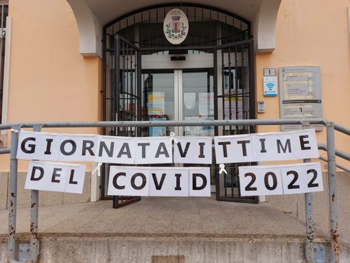 Marnate: 22 ceri bianchi in memoria delle vittime del Covid
