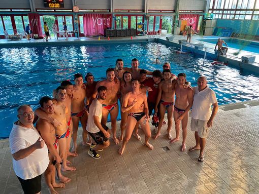 I giochi sono fatti, ma per la Rari Nantes Legnano la partita contro Arese è vera. E vittoria I giochi sono fatti, ma per la Rari Nantes Legnano la partita contro Arese è vera. E vittoria