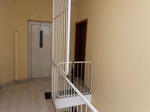 Ancora in gravi condizioni la donna accoltellata dal figlio a Gallarate