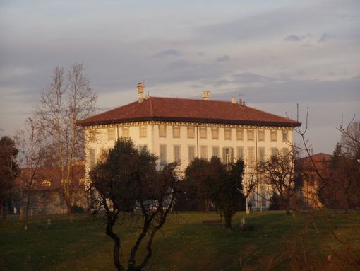 Cassano Magnago: villa Oliva centro vaccinale, contro l’influenza Cassano Magnago: villa Oliva centro vaccinale, contro l’influenza