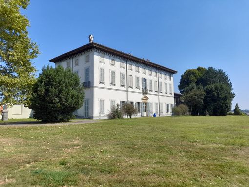 Villa Oliva ospiterà la settima edizione di "Armonia in villa" Villa Oliva ospiterà la settima edizione di "Armonia in villa"