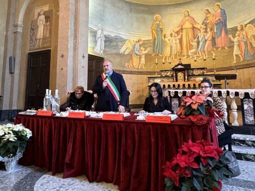 Olgiate premia i suoi studenti benemeriti: «Adesso avanti verso nuovi traguardi» Olgiate premia i suoi studenti benemeriti: «Adesso avanti verso nuovi traguardi»
