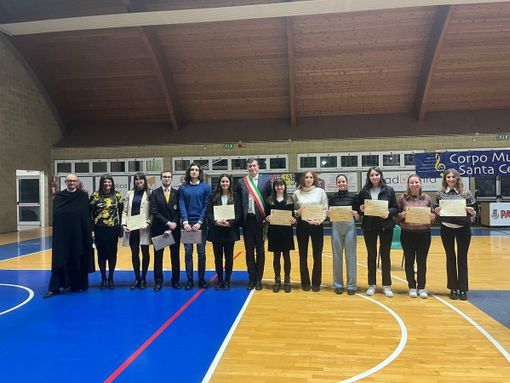 Gorla Maggiore premia gli studenti meritevoli