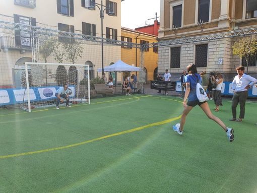 Lo sport si mette in piazza con la solidarietà