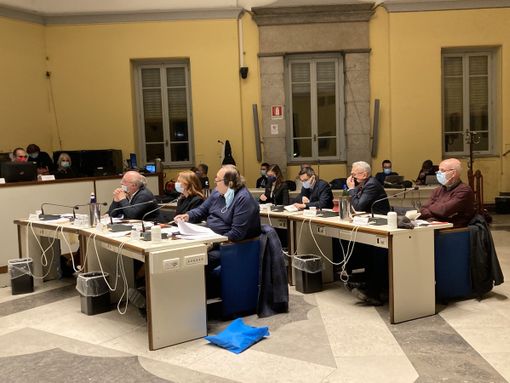 Busto, al via in commissione l’iter per l’approvazione del bilancio. Scintille tra il sindaco e Farioli Busto, al via in commissione l’iter per l’approvazione del bilancio. Scintille tra il sindaco e Farioli