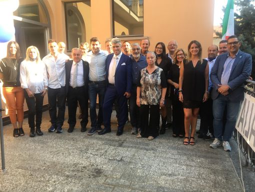 I candidati Fdi con Antonelli, i vertici del partito e Ninetto Pellegatta