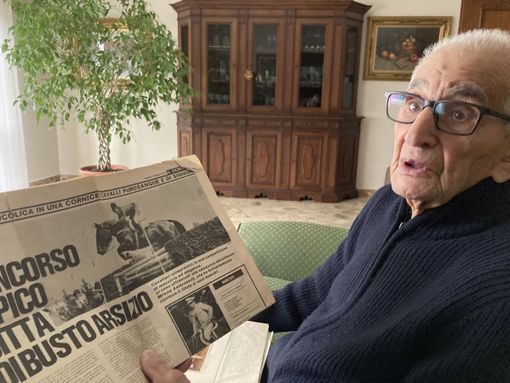 Carlo Monoli, cento anni per il lavoro e lo sport. E anche oggi offre un dono alla sua Busto