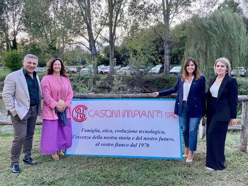 Mezzo secolo di storia per la ditta Casoni di Busto. Il plauso della vicesindaco: «Professionalità e intraprendenza» Mezzo secolo di storia per la ditta Casoni di Busto. Il plauso della vicesindaco: «Professionalità e intraprendenza»
