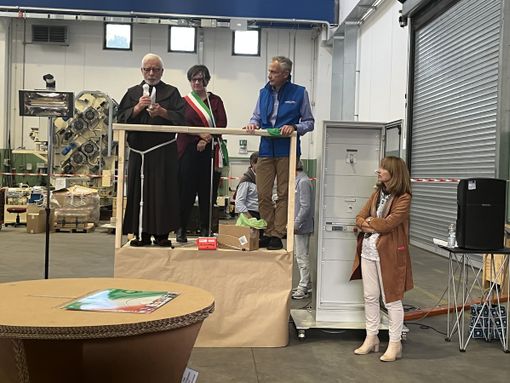 FOTO E VIDEO. Comerio Ercole, porte aperte al futuro: «In oltre 130 anni abbiamo già vissuto momenti simili, affrontiamoli insieme»