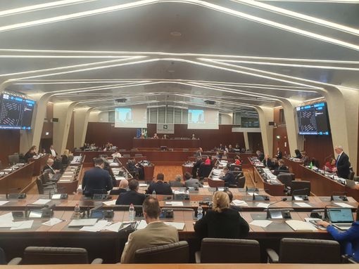 Iniziata in Regione la discussione sul bilancio da 32 miliardi. Dal Pd oltre 5mila emendamenti Iniziata in Regione la discussione sul bilancio da 32 miliardi. Dal Pd oltre 5mila emendamenti