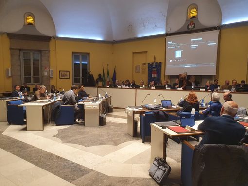 Troppe assenze in maggioranza: salta il Consiglio comunale a Busto Troppe assenze in maggioranza: salta il Consiglio comunale a Busto