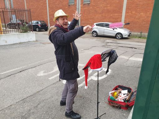 Driiin! Suona il campanello: c’è una favola al citofono di Gianni Rodari