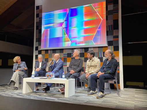La conferenza stampa dedicata alle Giornate Fai di Primavera. Nelle foto in fondo all'articolo, i luoghi meno noti coinvolti nella manifestazione: la ex ditta Grassi (via Zappellini) e l'ex Macello civico (via Pepe)