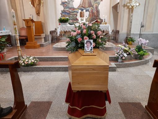 Gallarate, l'addio a Gloria Zaro: «Ha dato molto per gli altri» Gallarate, l'addio a Gloria Zaro: «Ha dato molto per gli altri»