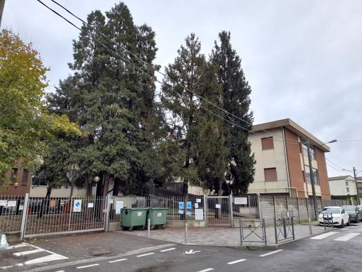 L'ingresso della scuola Rodari L'ingresso della scuola Rodari