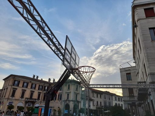 Borsano, il playground del Campone avrà una nuova pavimentazione Borsano, il playground del Campone avrà una nuova pavimentazione