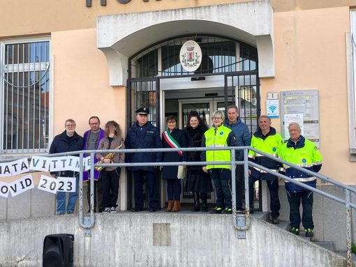 Marnate ricorda le vittime del Covid con i ragazzi delle scuole