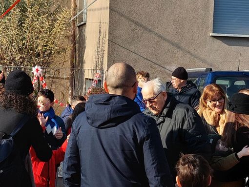 “Grazie don Paolo”. San Giovanni Bosco saluta il suo storico parroco “Grazie don Paolo”. San Giovanni Bosco saluta il suo storico parroco