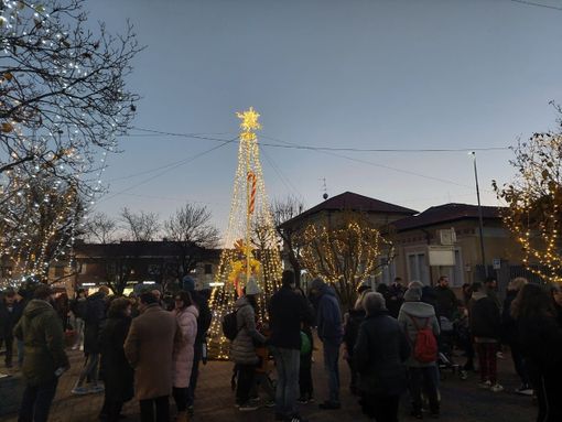 FOTO e VIDEO. Fagnano Olona si illumina per un Natale di «comunità» FOTO e VIDEO. Fagnano Olona si illumina per un Natale di «comunità»
