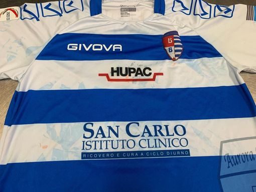 Maglia sudata, maglia (s)fortunata ed esaurita a tempo di record