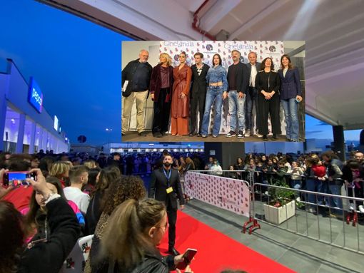 VIDEO. Delirio a Cinelandia per il cast di "Mare Fuori" VIDEO. Delirio a Cinelandia per il cast di "Mare Fuori"