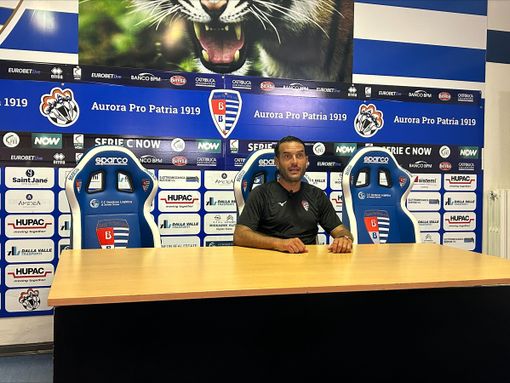 Sotto la lista dei convocati di mister Colombo (crediti: Aurora Pro Patria)