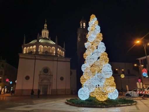 A Santa Lucia una fiaccolata per ricordare l’importanza della vista e della solidarietà