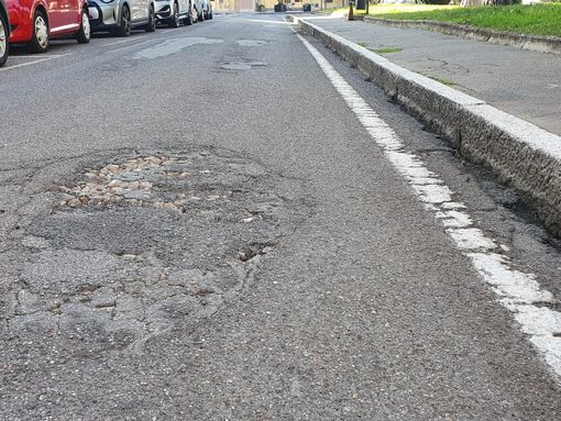 «Trent’anni di spot elettorali su piazza Santo Stefano a Olgiate, ora si intervenga» «Trent’anni di spot elettorali su piazza Santo Stefano a Olgiate, ora si intervenga»