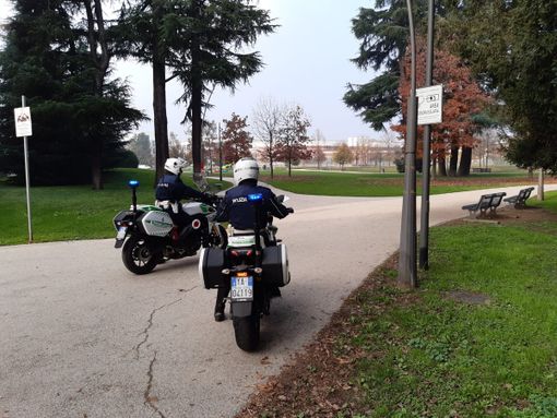 È intervenuta la polizia locale di Legnano