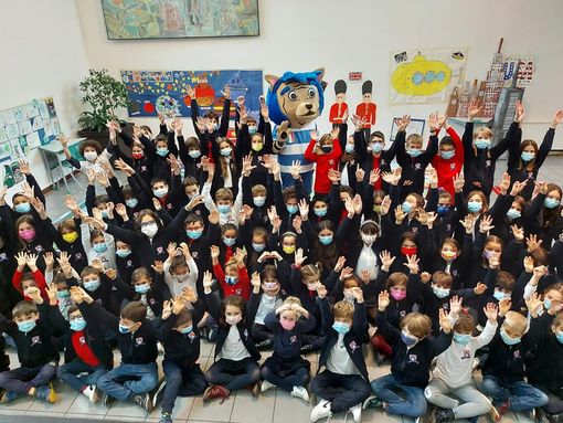 «Yes, Pro Patria!».  I bambini si scaldano con la mascotte