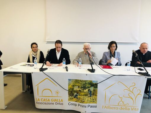 VIDEO. L'ex ministro Cartabia emoziona Olgiate: «La Repubblica è qui: qui c’è l’impegno di un popolo, di una comunità, di un insieme di istituzioni che vuole farsi carico delle persone più vulnerabili»