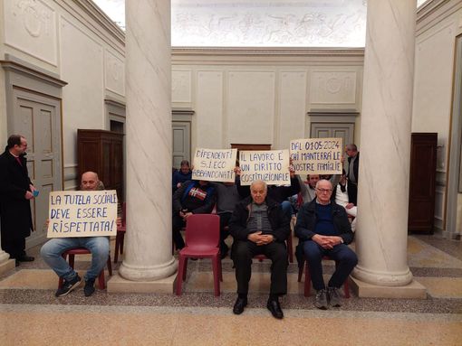 ALA risponde alla polemica sui lavoratori castellanzesi: «La legge ci impedisce di applicare la “clausola sociale”»
