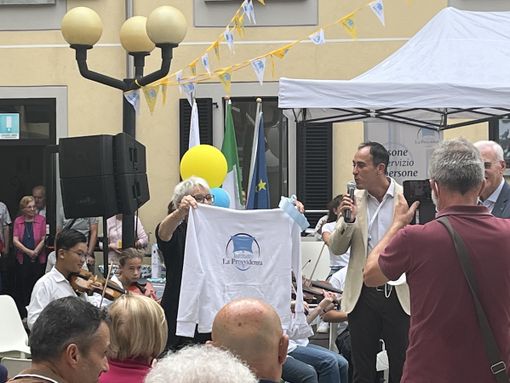 VIDEO E FOTO. La Provvidenza, i suoi dipendenti e volontari: «Questo non è un luogo di lavoro qualsiasi, con il calore dei nostri anziani e le loro valigie di ricordi»