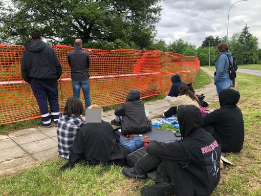 foto dalla pagina social dell'Assemblea popolare foto dalla pagina social dell'Assemblea popolare