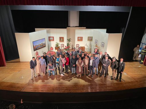 Tutti sul palco per Selene: «Un successo e così riusciremo ad aiutarla» Tutti sul palco per Selene: «Un successo e così riusciremo ad aiutarla»