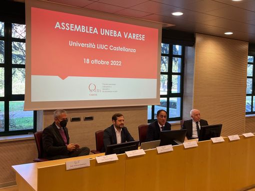 VIDEO. Caro energia, caro tutto nelle case di riposo: «Servono 22 gradi e mezzo all'altezza di un metro per chi è in carrozzina. E ogni giorno si spendono 10 euro in più» VIDEO. Caro energia, caro tutto nelle case di riposo: «Servono 22 gradi e mezzo all'altezza di un metro per chi è in carrozzina. E ogni giorno si spendono 10 euro in più»