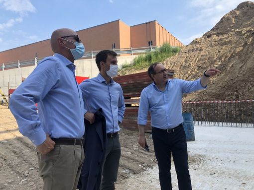 Il sopralluogo in viale Europa a Varese Il sopralluogo in viale Europa a Varese