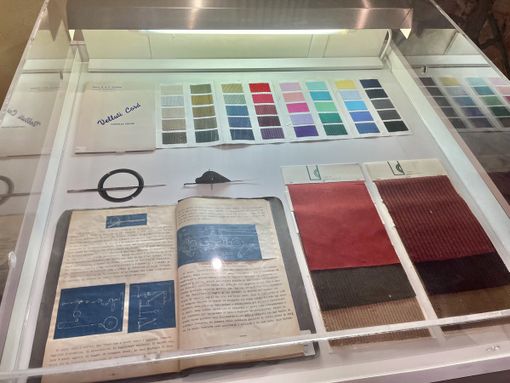 «Cara Busto, visita la mostra del velluto. È nel tessile che si vede il valore della creatività»