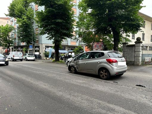 Incidente vicino ai Cinque Ponti, soccorsi mamma e bimbo di 2 anni Incidente vicino ai Cinque Ponti, soccorsi mamma e bimbo di 2 anni