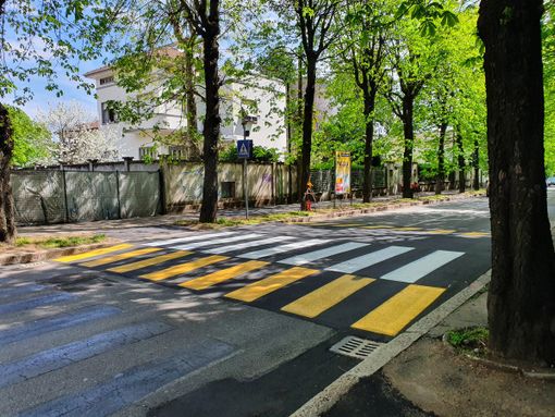 Il nuovo attraversamento pedonale in viale Virgilio Il nuovo attraversamento pedonale in viale Virgilio