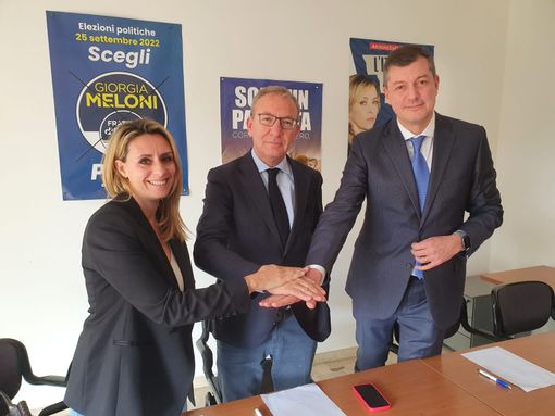 Zappamiglio “fratello d’Italia”: «Onorato dell’accoglienza». Freddezza con la segreteria forzista Zappamiglio “fratello d’Italia”: «Onorato dell’accoglienza». Freddezza con la segreteria forzista