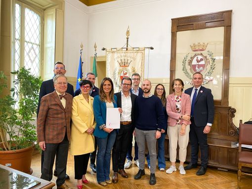 “Senologia al centro”: il tour itinerante per la prevenzione del tumore al seno riparte da Gallarate “Senologia al centro”: il tour itinerante per la prevenzione del tumore al seno riparte da Gallarate